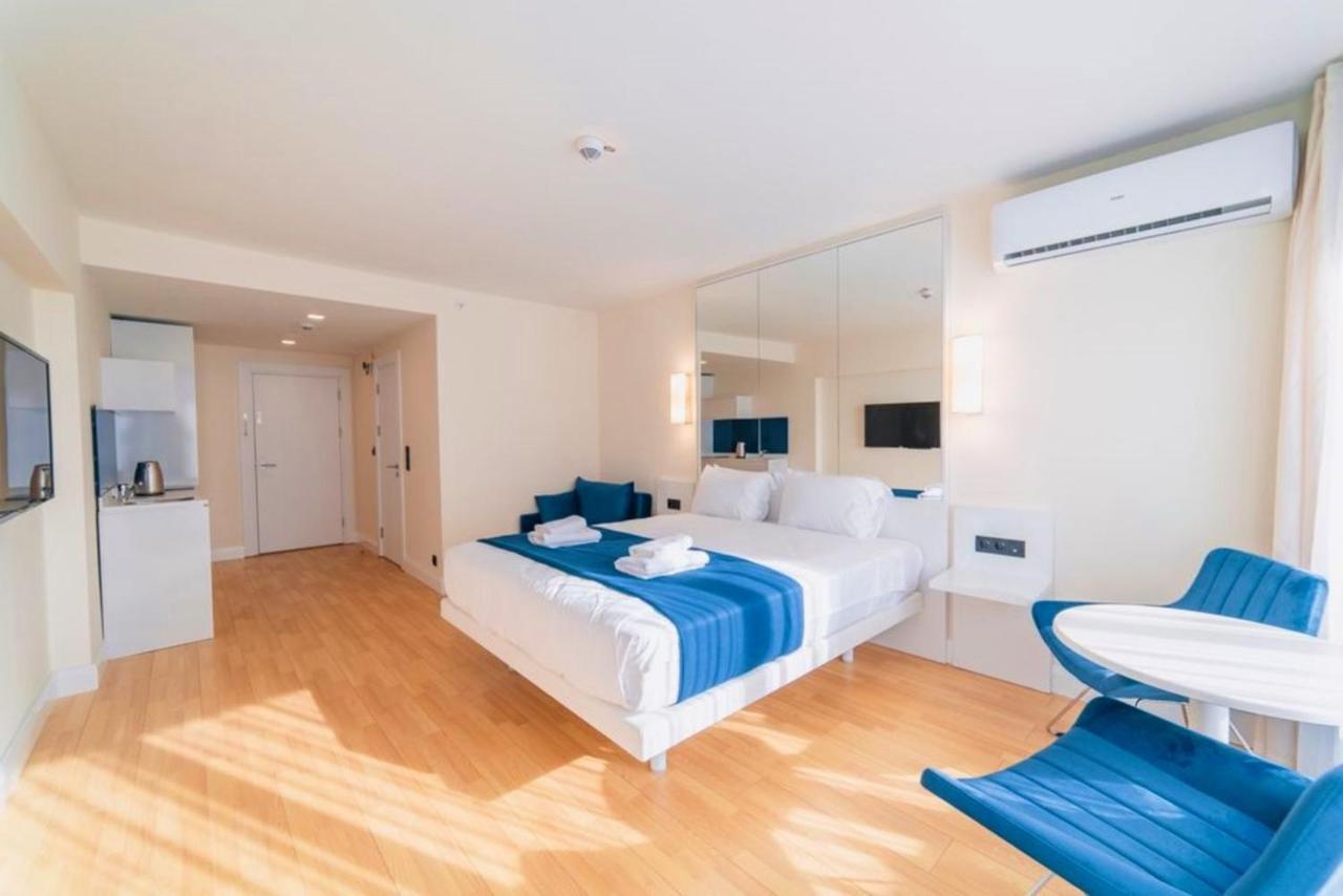 Sea View Apartments In Orbi City Батумі Екстер'єр фото