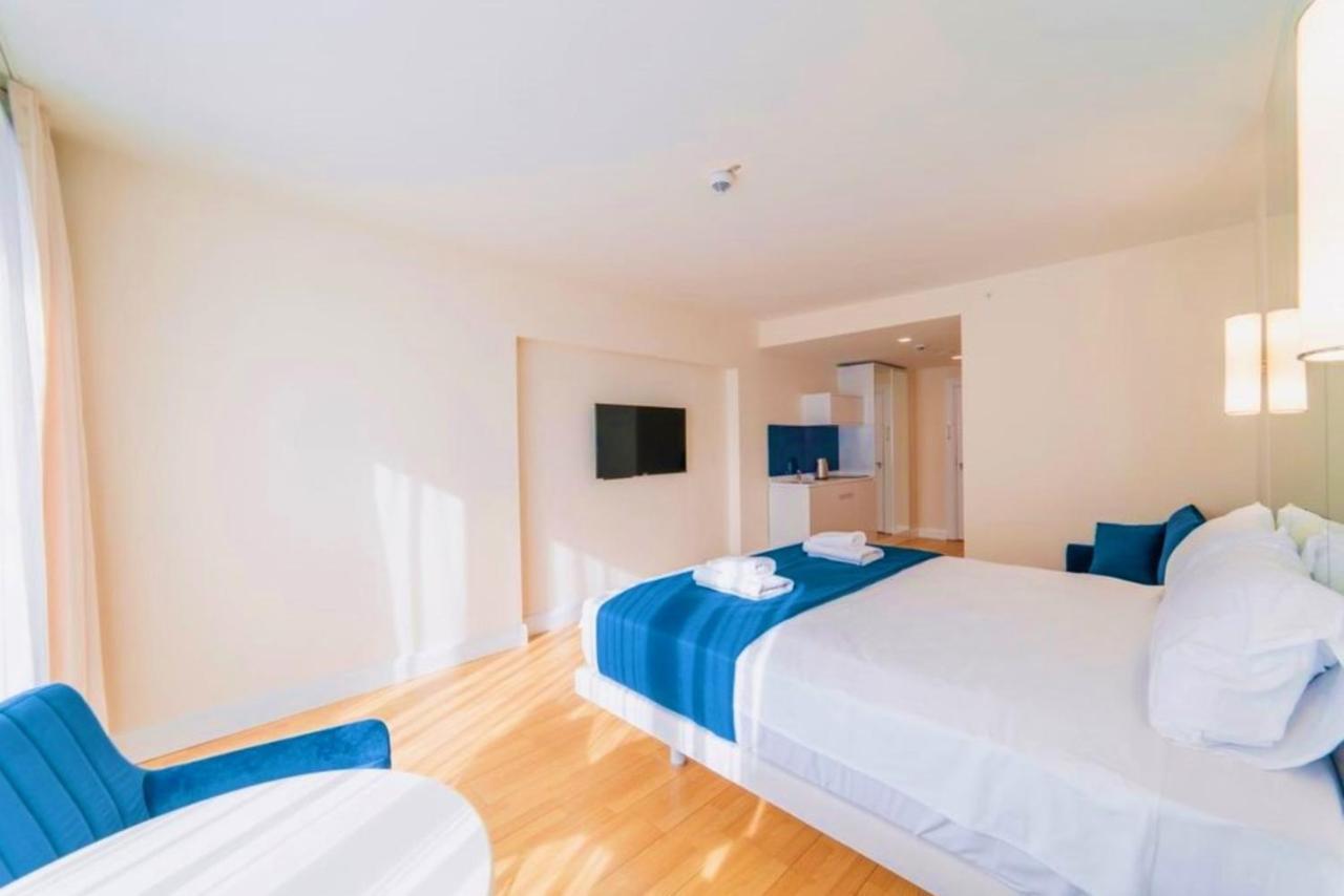 Sea View Apartments In Orbi City Батумі Екстер'єр фото